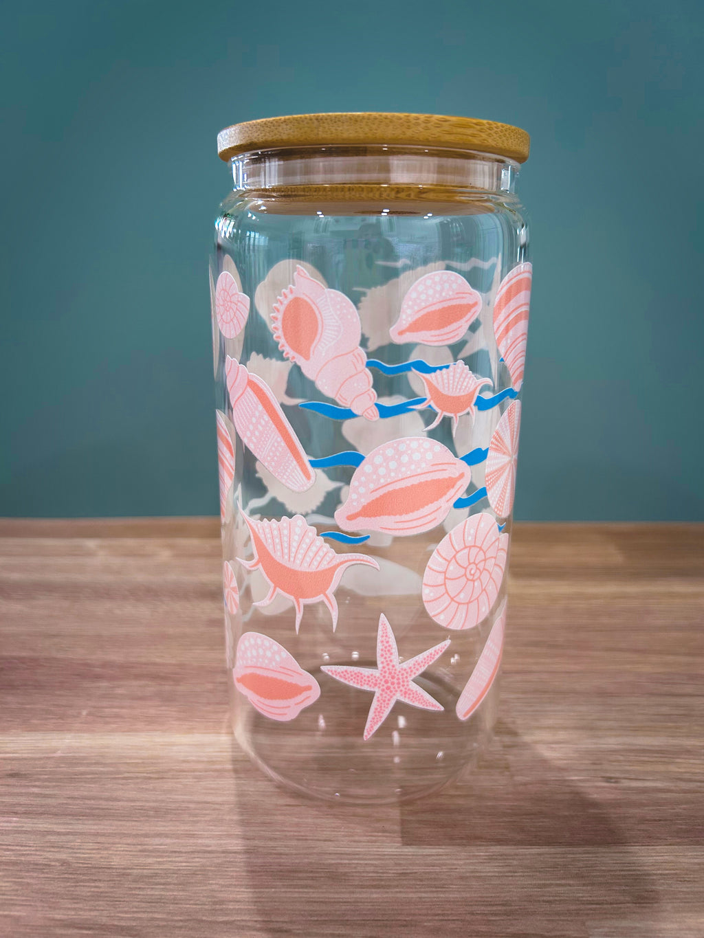 Seashell Beach Cup with a Bamboo Lid