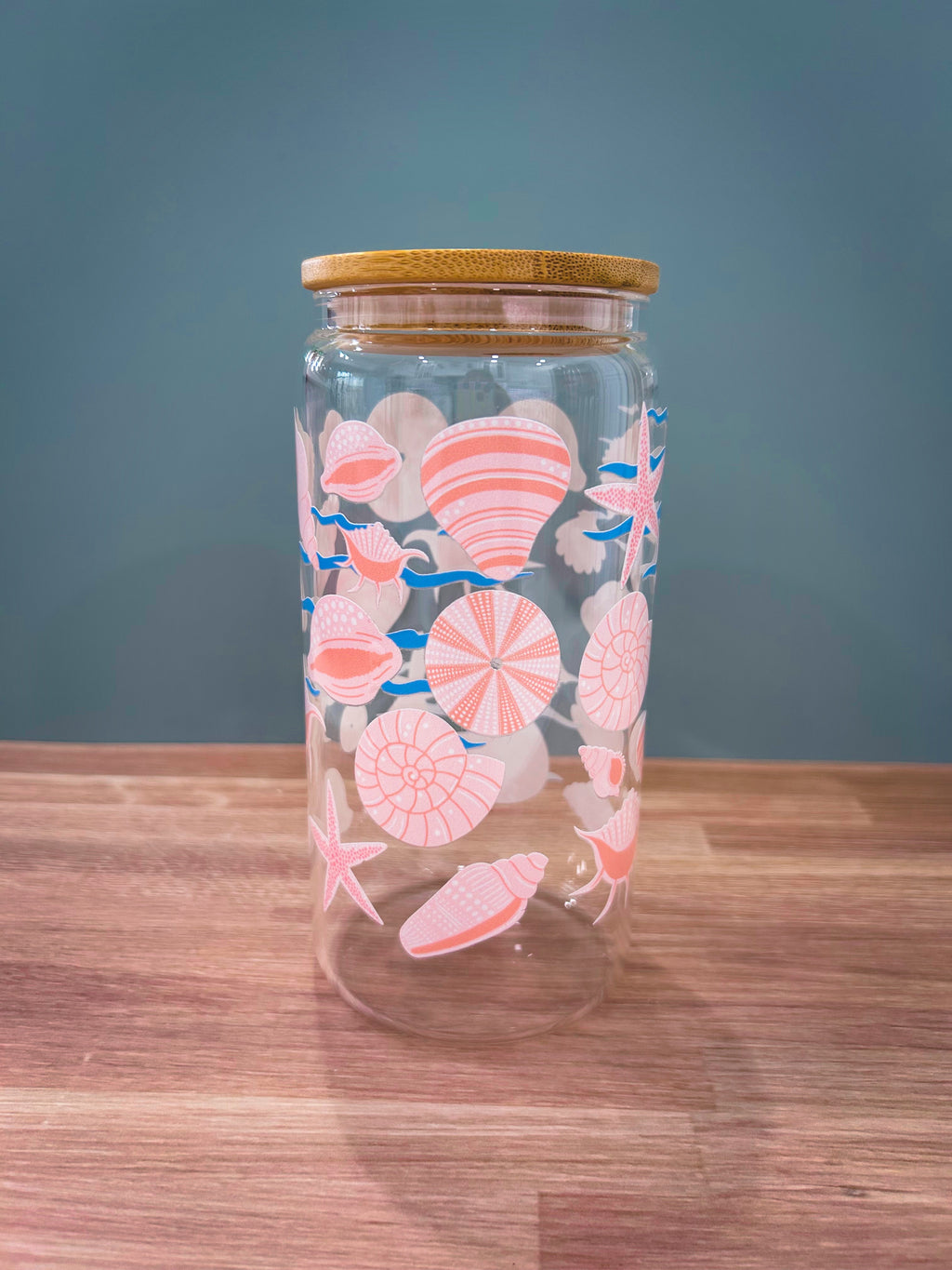 Seashell Beach Cup with a Bamboo Lid
